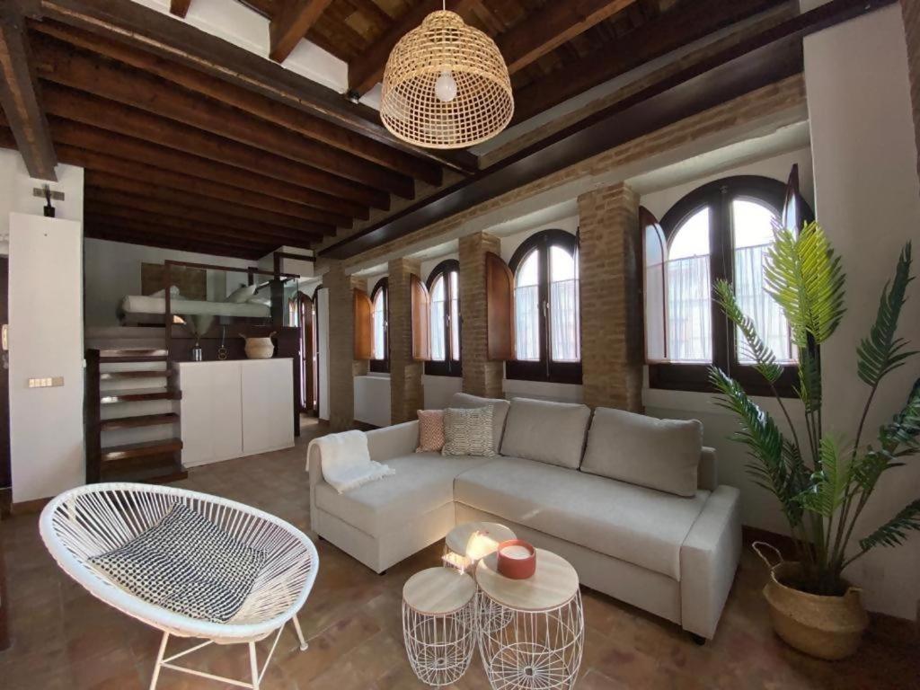 Hostfy Centro Puerta Osario Apartman Sevilla Kültér fotó