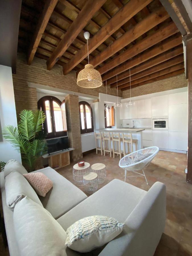 Hostfy Centro Puerta Osario Apartman Sevilla Kültér fotó